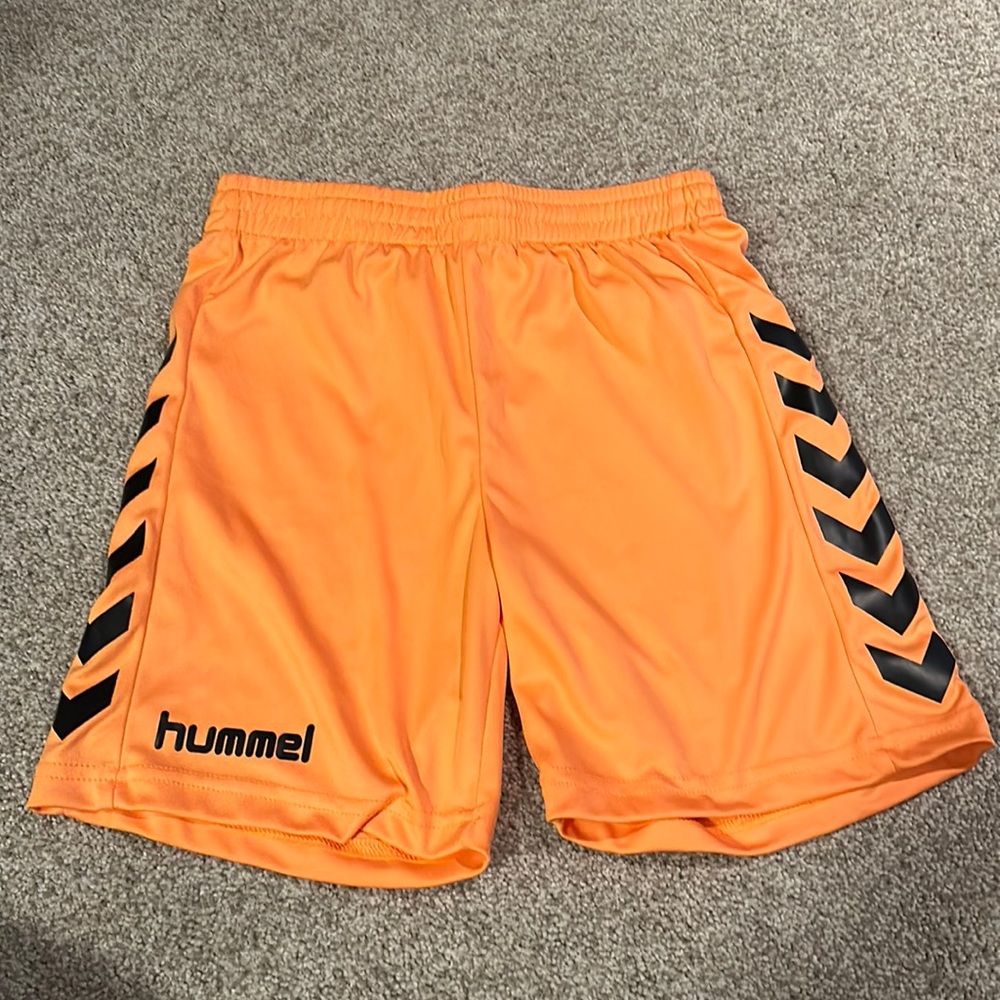 Hummel Soccer shorts - goalkeeper - size Youth Medium